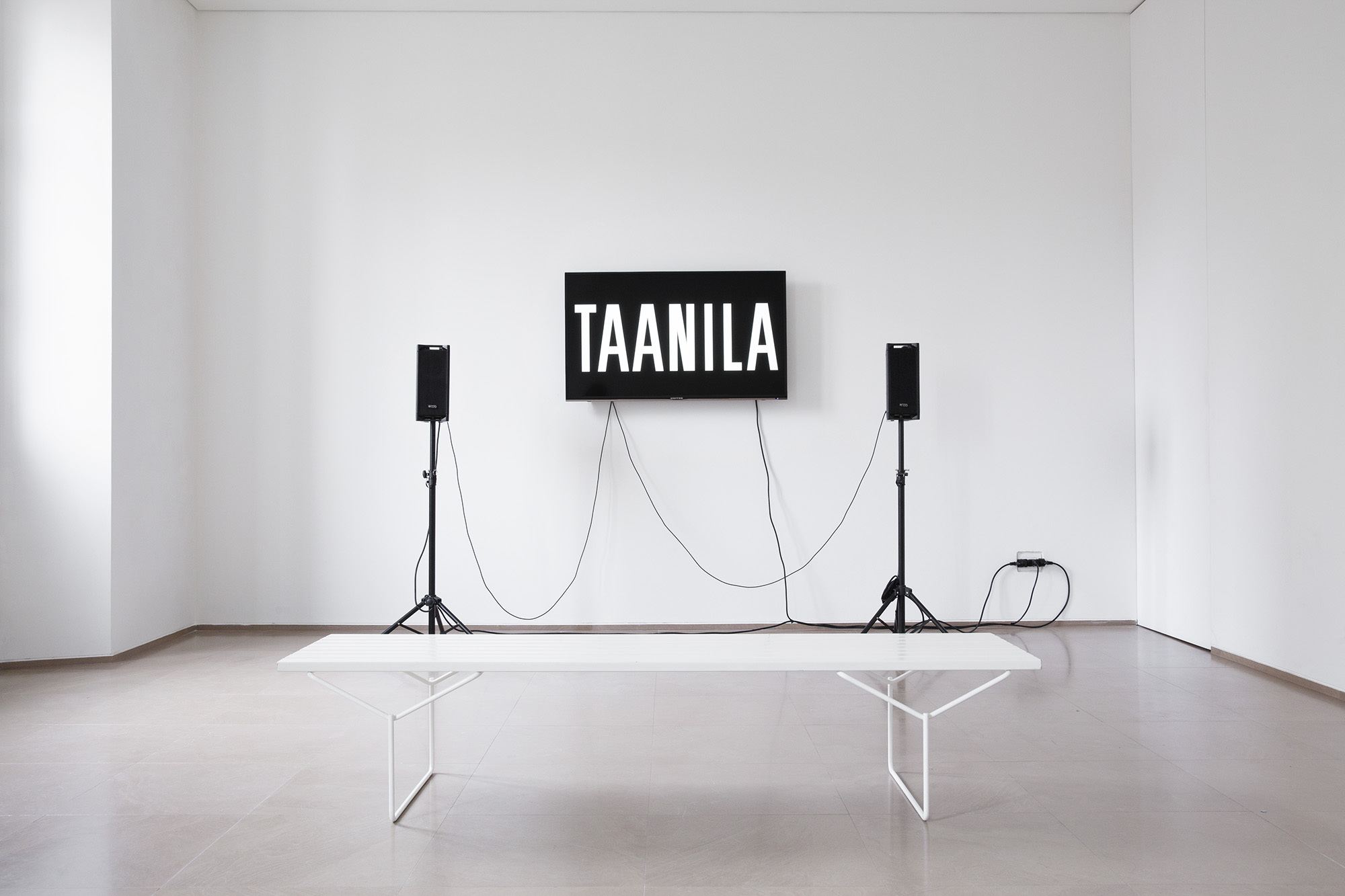 Mika Taanila. Memoria esterna. Exhibition view at Rita Urso, Milano 2017. Photo Maxime Galati-Fourcade