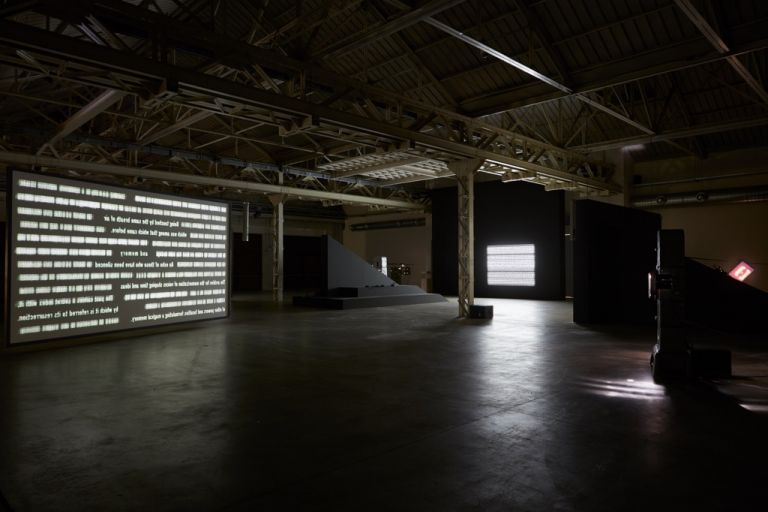 Rosa Barba, From Source to Poem to Rhythm to Reader, 2016. Installation view at Pirelli HangarBicocca, Milano 2017. Photo Agostino Osio