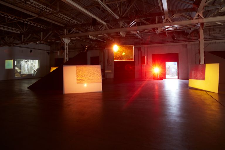 Rosa Barba, From Source to Poem to Rhythm to Reader, 2016. Installation view at Pirelli HangarBicocca, Milano 2017. Photo Agostino Osio