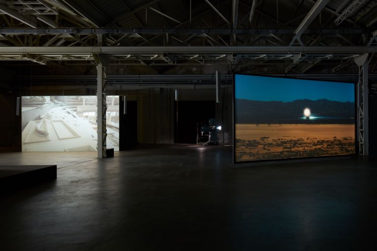 Rosa Barba, From Source to Poem to Rhythm to Reader, 2016. Installation view at Pirelli HangarBicocca, Milano 2017. Photo Agostino Osio