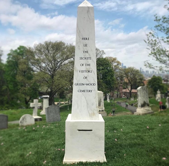 Sophie Calle cimitero di Green-Wood - Creative Time