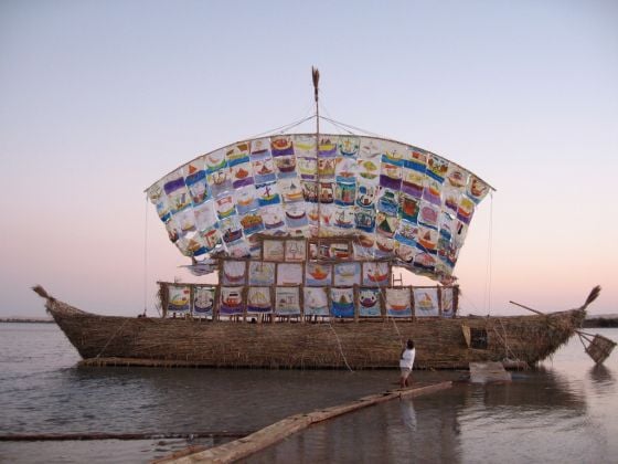 The Ship of Tolerance di Ilya ed Emilia Kabakov a Siwa nel 2005