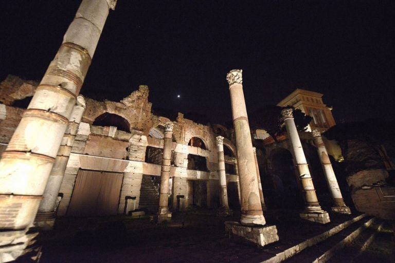 Viaggio nell'Antica Roma, il Foro di Cesare