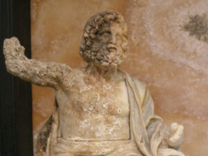 Torna in Italia la statuetta di Zeus in trono: la restituisce il Paul Getty Museum di Malibù