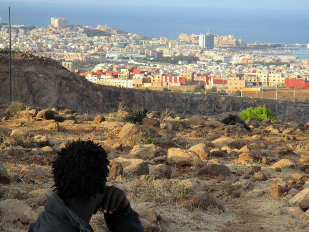 Su Sky Arte: i “saltatori” di Melilla, in fuga verso la libertà
