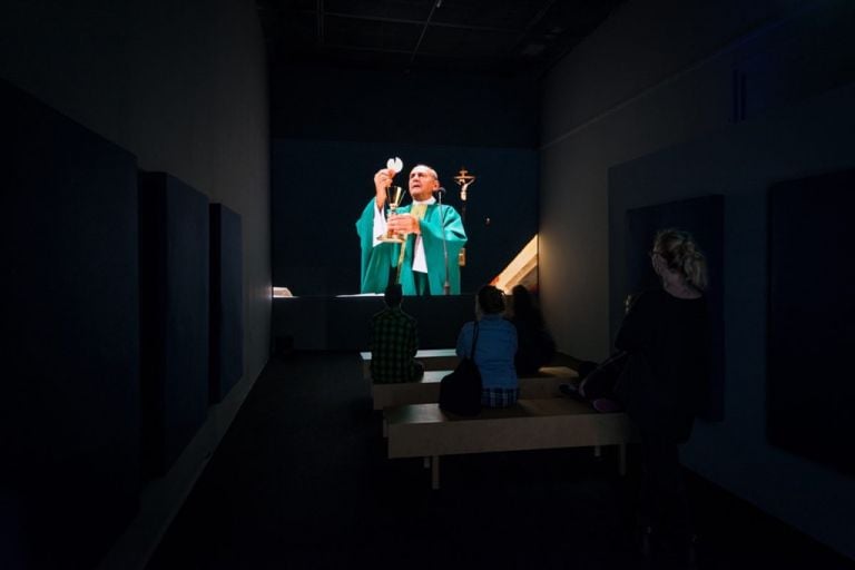 Artur Żmijewski, Holy Mass, 2012