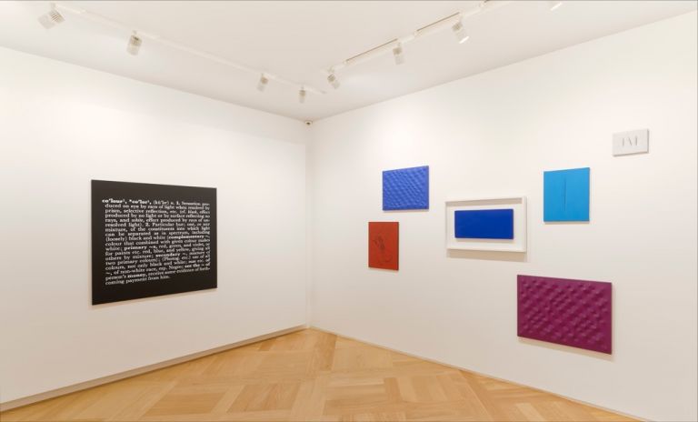 Colour in Contextual Play. Exhibition view at Mazzoleni, Londra. Courtesy Mazzoleni