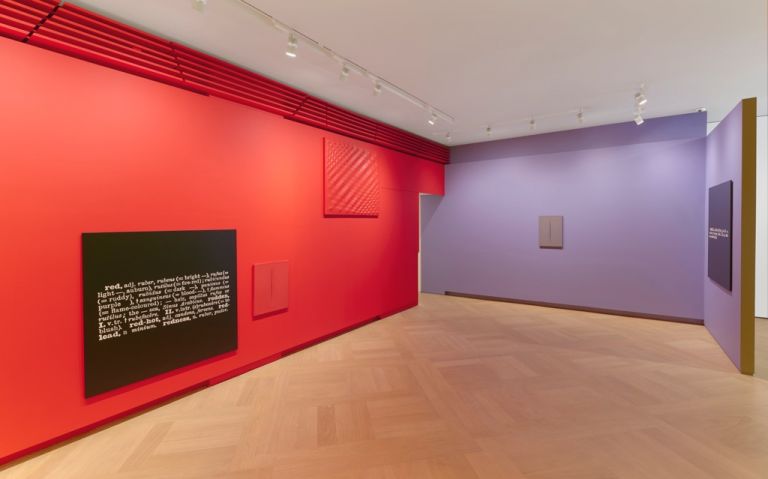 Colour in Contextual Play. Exhibition view at Mazzoleni, Londra. Courtesy Mazzoleni