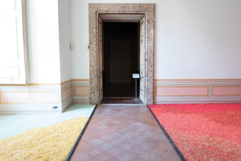 Daniele Sigalot. Tutto è già vostro. Exhibition view at Reggia di Caserta, 2017