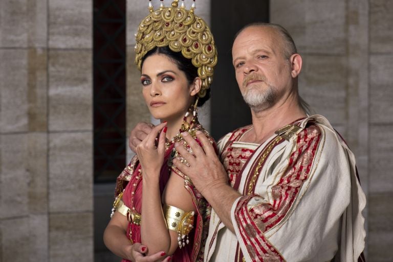 Divo Nerone Opera RockAgrippina e Seneca Parte il musical esagerato di cui tutta Roma parlava. Nerone, il Palatino e il palco-astronave