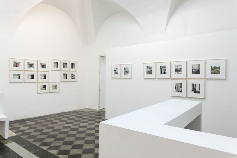 Guido Guidi, Le Corbusier_5 architetture. Installation view at 1 9 Gallery, Roma 2017. Photo Andrea Simi