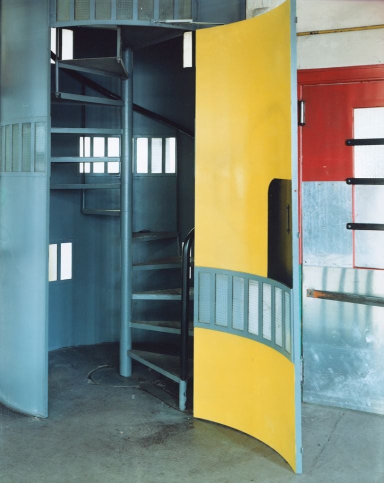 Guido Guidi, Usine Duval, 2003, stampa a contatto, 20 x 25 cm