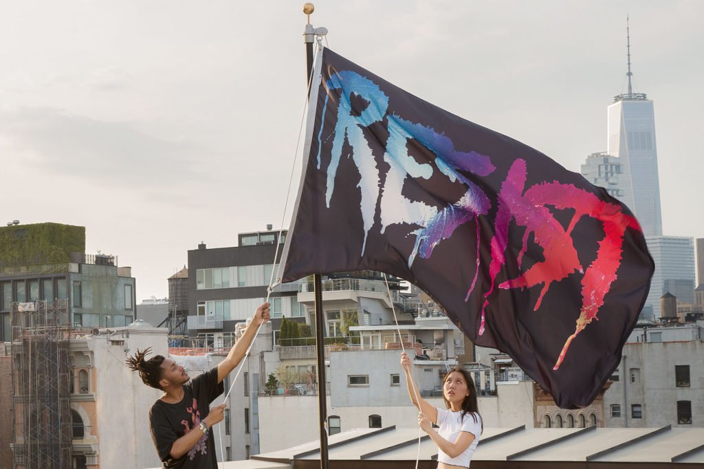 Bandiere d’artista sventolano a New York. Un nuovo progetto di arte pubblica di Creative Time