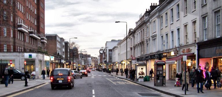 Una veduta della King's Road a Chelsea