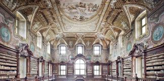 Candida Höfer, Biblioteca dei Girolamini Napoli I, 2009