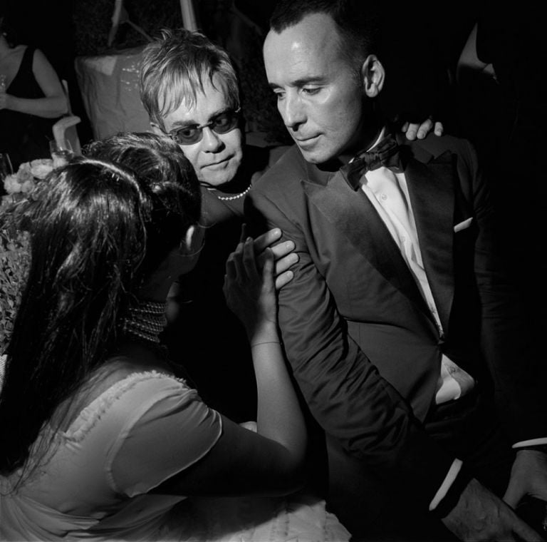 Elton John e David Furnish, Los Angeles, 2009, photo credit Larry Fink