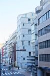 Go Hasegawa & Associates, Apartment in Okachimachi. Photo © Takaya Sakano