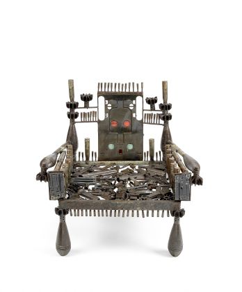 Gonçalo Mabunda, Weapon Throne II, metal and recycled weapons, 2015