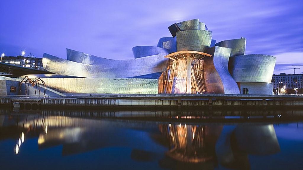 Video mapping e immagini dallo spazio. Ecco gli eventi per i 20 del Guggenheim Museum di Bilbao
