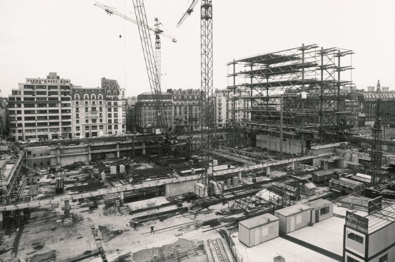 Il Centre Pompidou in costruzione. © Studio Piano & Rogers © Fondazione Renzo Piano