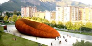 Arrivano a Napoli le sculture di Anish Kapoor per la metropolitana. Attendevano da dieci anni