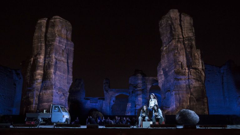 Carmen, Opera di Roma alle Terme di Caracalla, 2017. Photo Yasuko Kageyama