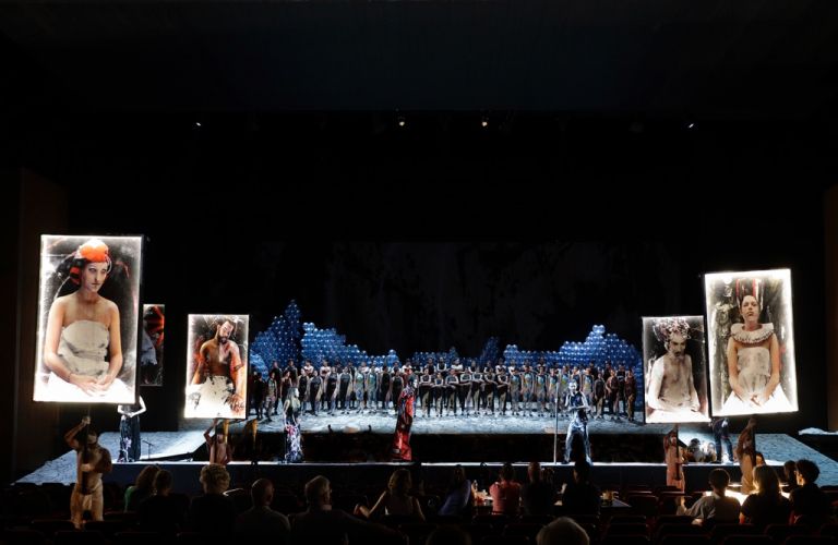 Gioacchino Rossini, Le siège de Cornithe. Regia Carlus Padrissa. Rossini Opera Festival, Pesaro 2017. Photo credit Studio Amati Bacciardi