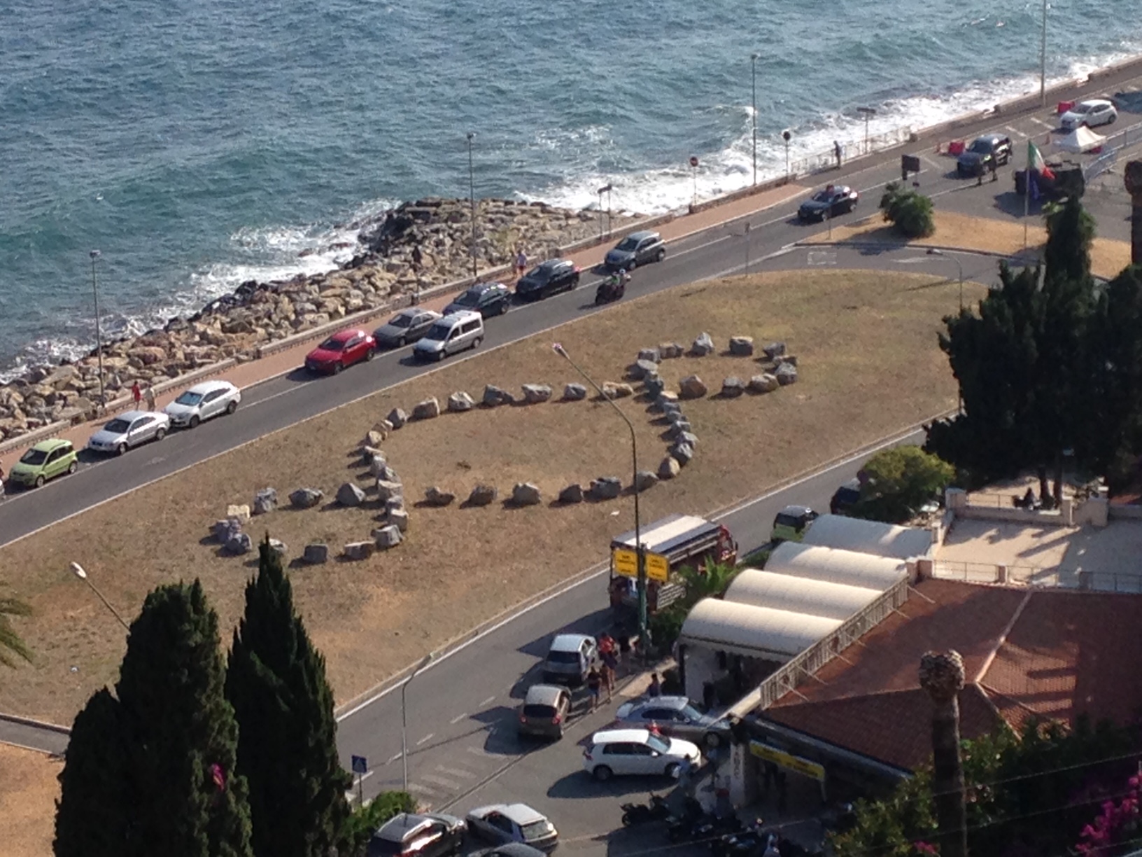 Il Terzo Paradiso di Michelangelo Pistoletto alla frontiera di Ventimiglia, photo by Claudia Giraud