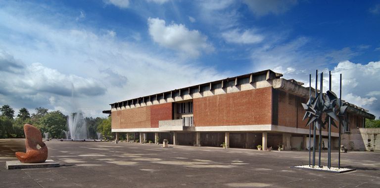 Museo del Governo e Galleria d’Arte, Le Corbusier (Charles-Édouard Jeanneret, 1968), Chandigarh, India
