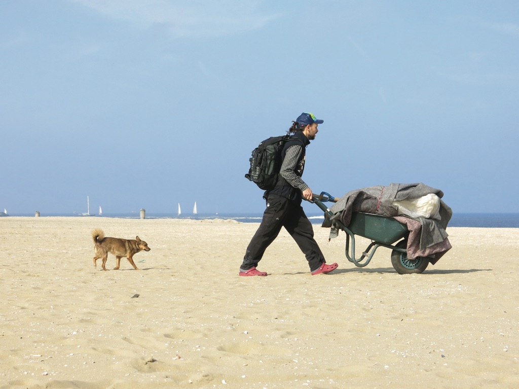 Nero nel Mare del Nord. Intervista all’artista