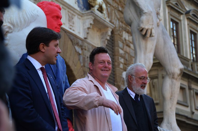 Urs Fischer Firenze Piazza Signoria Biaf Biennale Antiquariato, foto Valentina Silvestrini