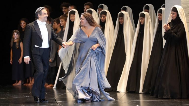 Aida. Regia di Shirin Neshat, 2017. Riccardo Muti e Anna Netrebko. Photo Monika Rittershaus