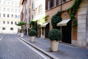 Fòndaco, apre in via della Frezza a Roma una nuova galleria. Si parte con l’archistar Jean Nouvel