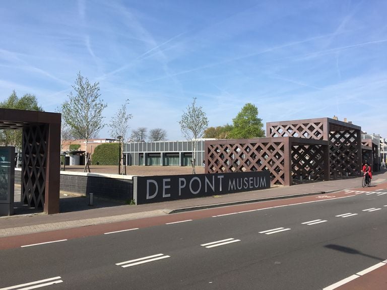 Esterno del Museum De Pont, Tilburg, Olanda