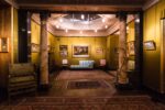 Lawrence Alma-Tadema, At Home in Antiquity. Courtesy Leighton House Museum e Kevin Moran Photography