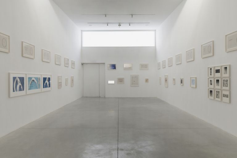 Louise Bourgeois. Pink Days _ Blue Days. Exhibition view at Gordon Gallery, Tel Aviv 2017. Photo Elad Sarig