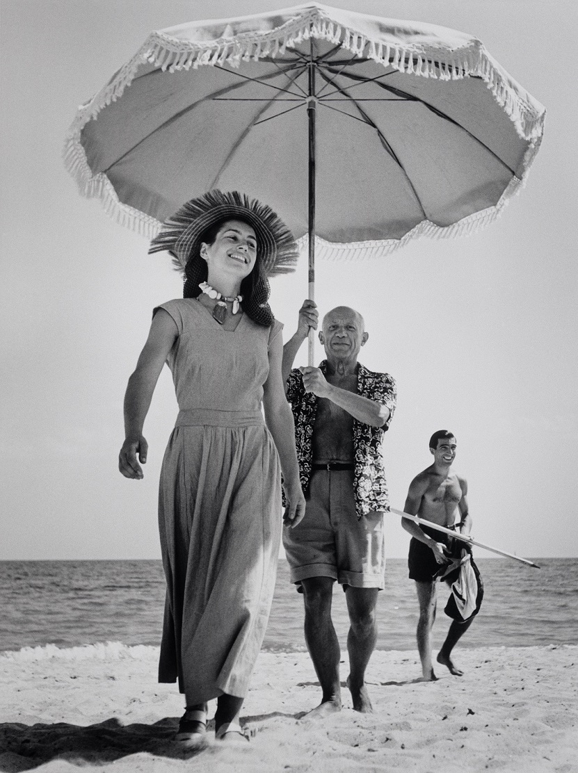 Pablo Picasso e Françoise Gilot, Golfe-Juan, Francia, agosto 1948 © Robert Capa © International Center of Photography-Magnum Photos