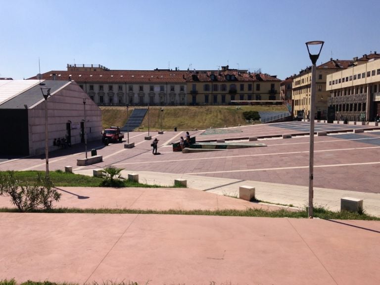 Piazzale Valdo Fusi, Torino, una delle sedi di Maze Festival insieme all'ex Borsa Valori, photo by Claudia Giraud