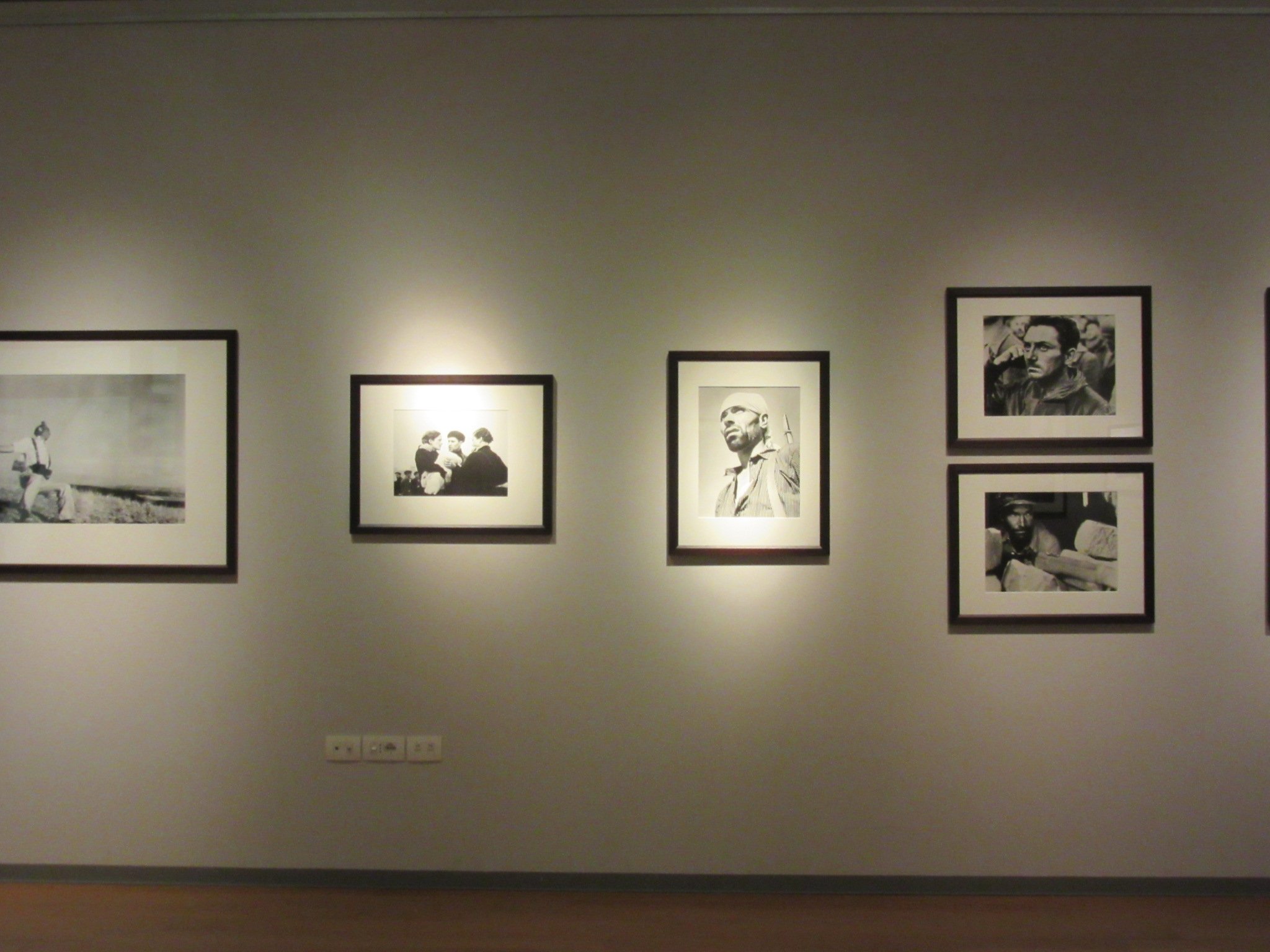 Robert Capa. Retrospective. Exhibition view at Museo Civico di Bassano del Grappa, 2017