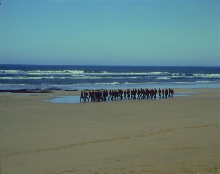 Shirin Neshat, Passage, 2001