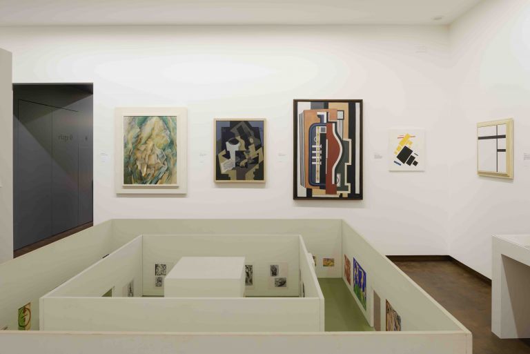 The Making of Modern Art installation view Il Van Abbemuseum ripensa museo e collezione. Con un simposio e un network di istituzioni europee