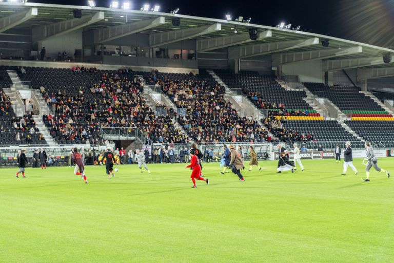 La partita a Ostend, artisti VS curatori