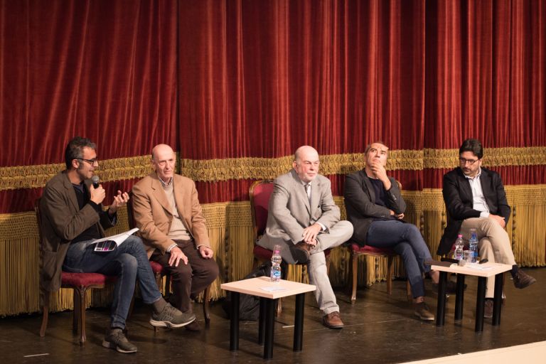 La piazza Costantino D'Orazio, Fabio Fornasari, Aldo Grassini, PAolo Legrenzi, Jacopo Tondelli