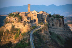 Dopo Casa d’artista Airbnb rafforza la sua azione sui borghi. Il progetto parte da Palermo