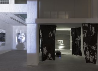 Keren Cytter & Nora Schultz. Continental Break. Exhibition view at Galleria Raffaella Cortese, Milano 2017. Photo Lorenzo Palmieri