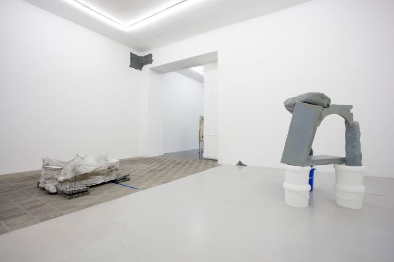 Ludovica Carbotta. Falsetto. Exhibition view at Galería Marta Cervera, Madrid 2017