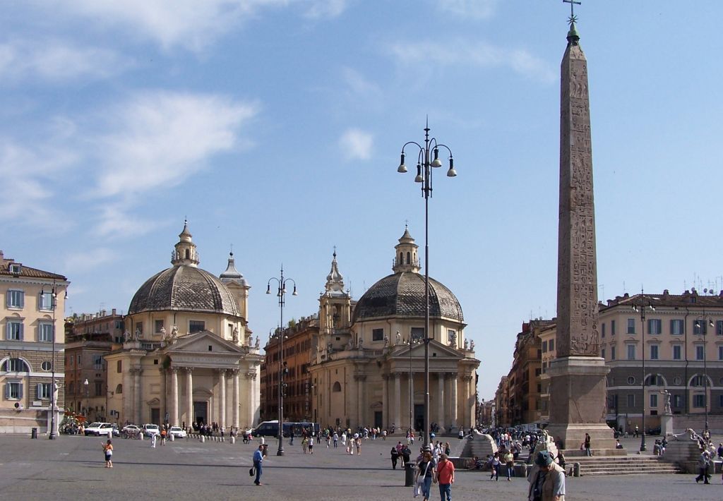 Le Chiese Gemelle di Roma non sono più gemelle. Pasticcio nei restauri che cambiano colore