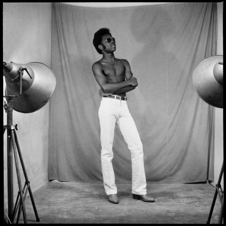 Sory Sanlé, Elvis, 1974 © Sory Sanlé, courtesy of Morton Hill _ Reel Art Press
