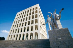 Il New Yorker: Italia, abbattete gli edifici fascisti. Ma la proposta del giornale è travisata