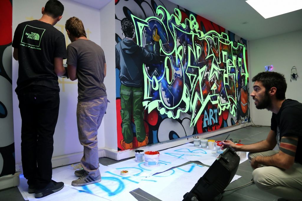 Un anno di Officina della Scrittura a Torino. Una mostra di Street art la celebra